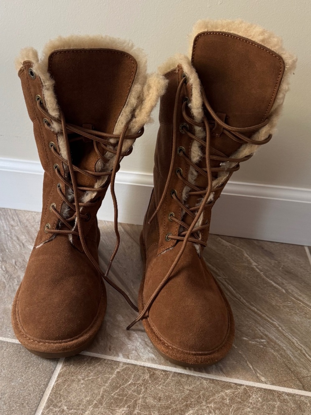 Bear paw chestnut suede lace up tall boot size 8 NWOT